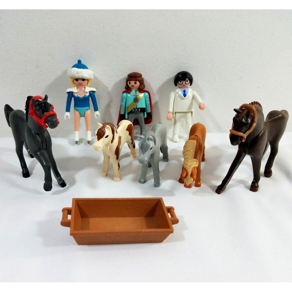 Playmobil Horse and Figure Lot Toy Figures Royal Ice Skater 10+ Pieces